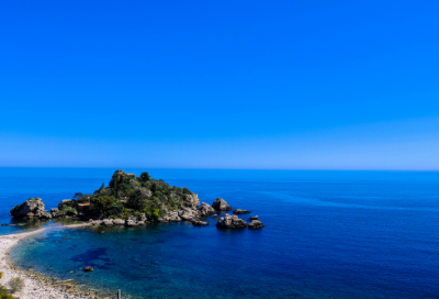 ​顾城最经典的诗(精选25句)